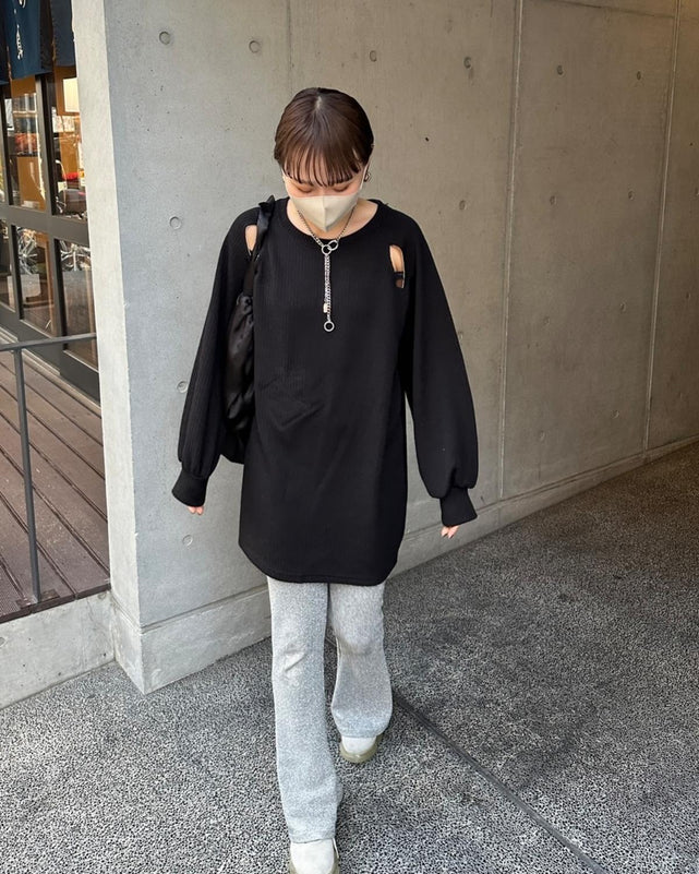 カットアウトミニワンピース