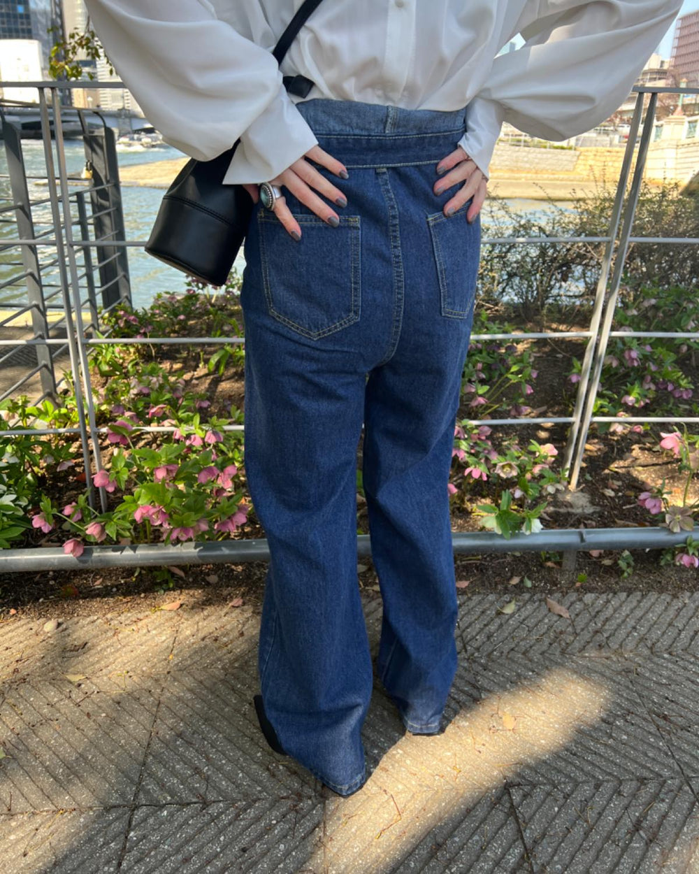 フライボタンワイドデニム