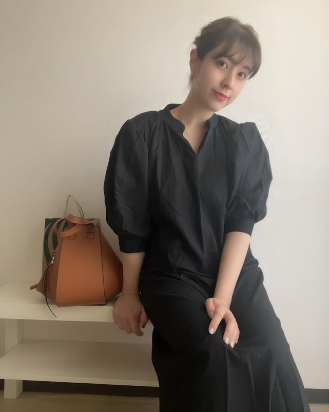 キーネックロングワンピース