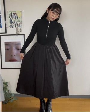 フロントチャックワンピース