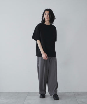 ブラック モデル：181cm L着用