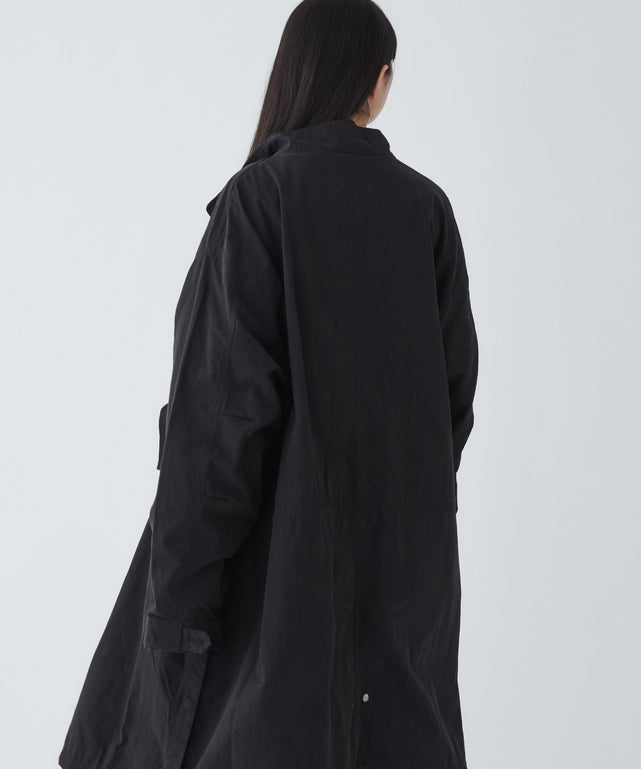 ブラック モデル：165cm M着用