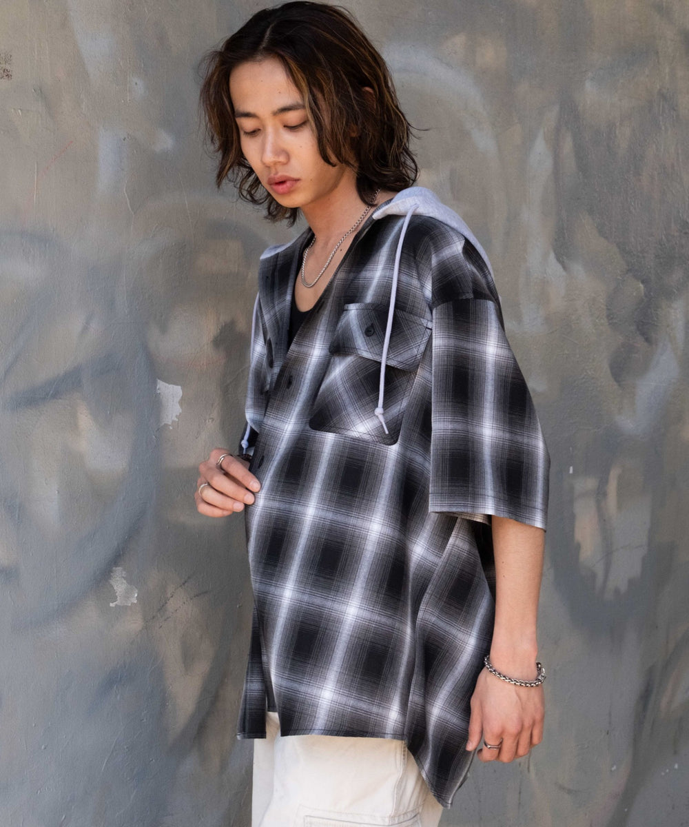 ブラックチェック1  モデル：175cm L着用