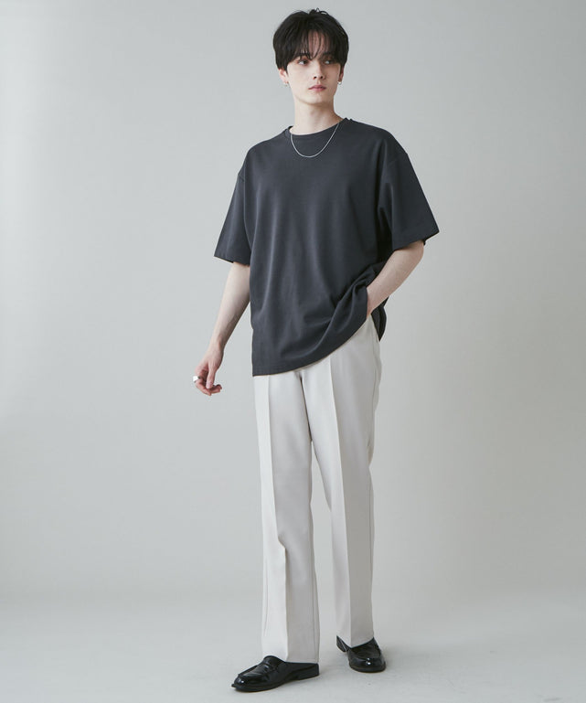 Dグレー モデル：180cm L着用