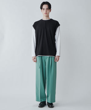 ブラックその他 モデル：180cm L着用