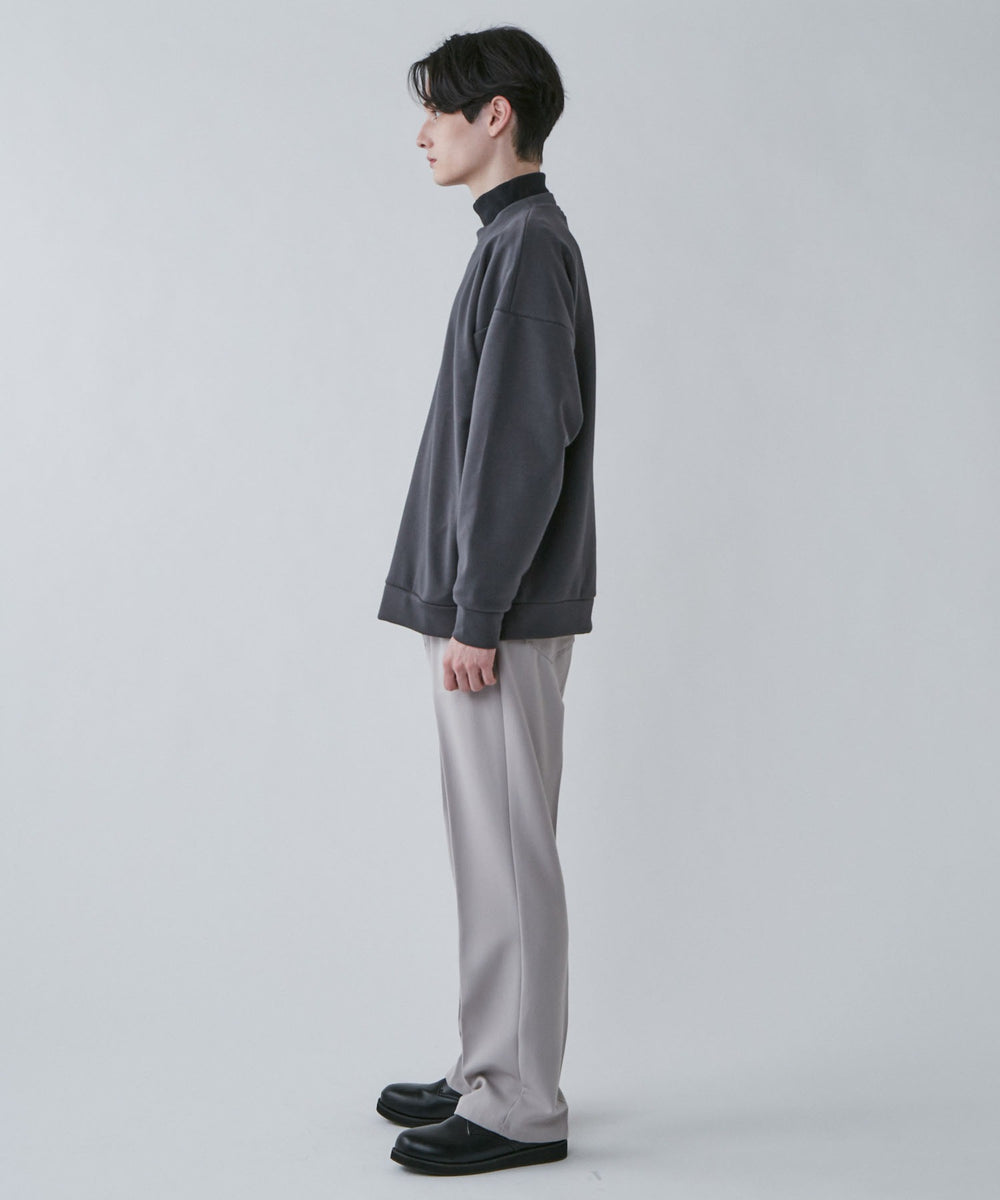 Dグレー モデル：180cm L着用