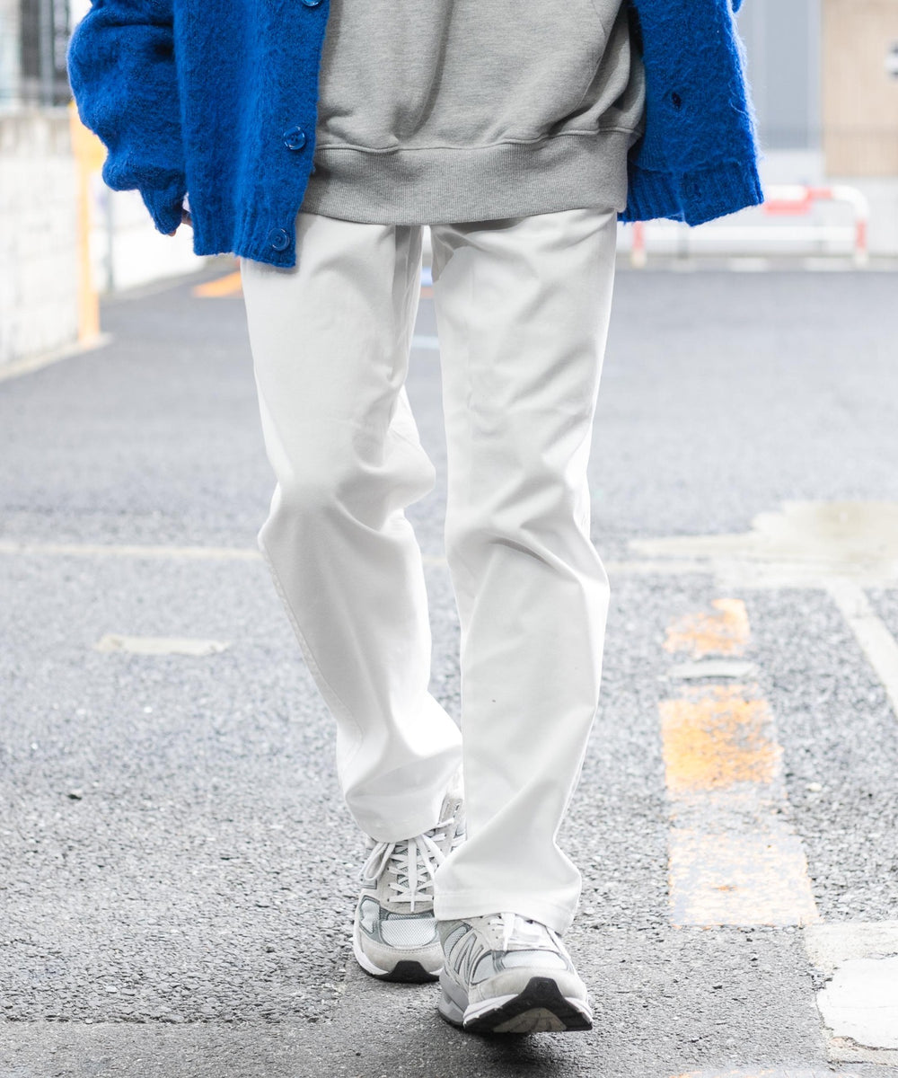 ホワイト モデル : 174cm L着用