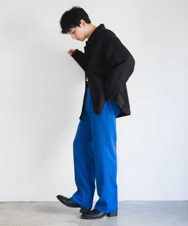 ロイヤルブルー モデル：175cm L着用