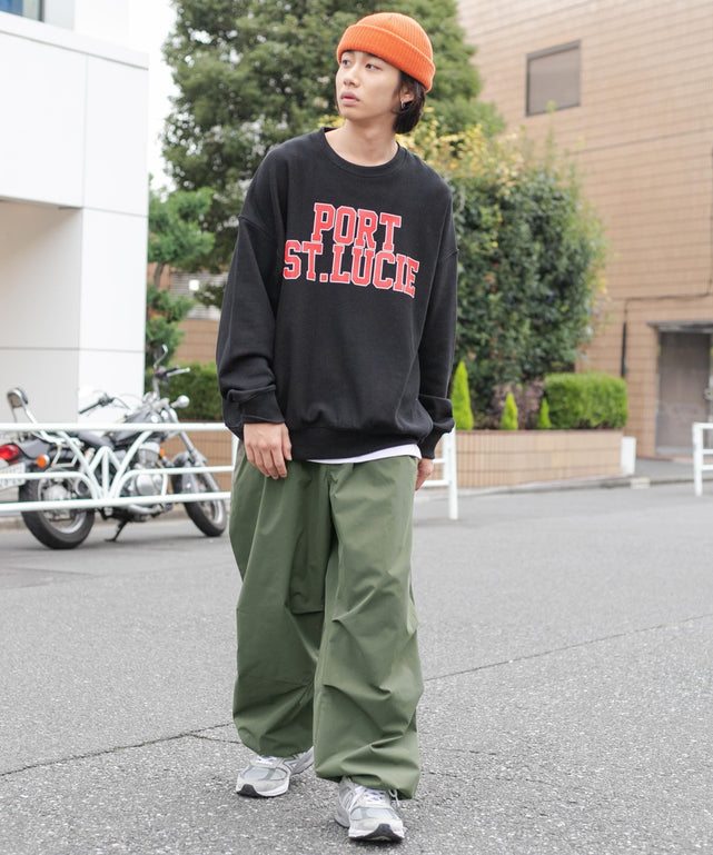 カーキ　モデル:175cm L着用