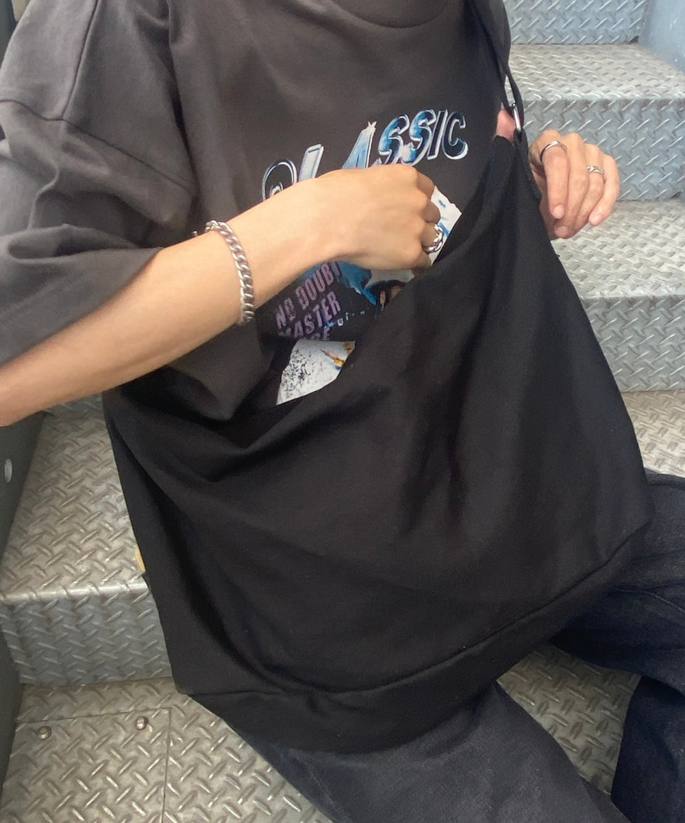 ブラック
