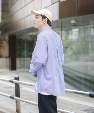 ブルー系ストライプ　モデル：175cm L着用