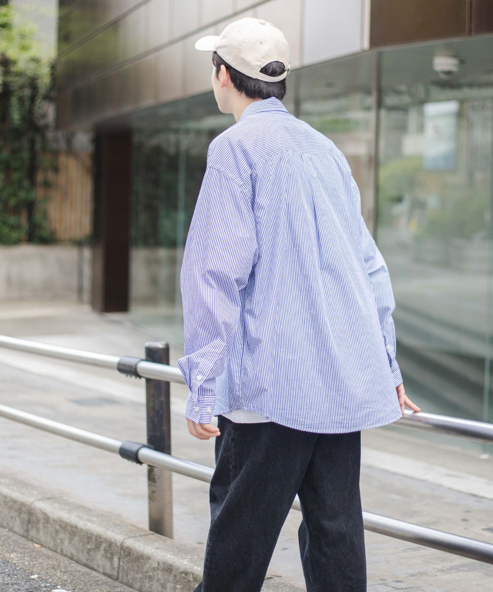 ブルー系ストライプ　モデル：175cm L着用