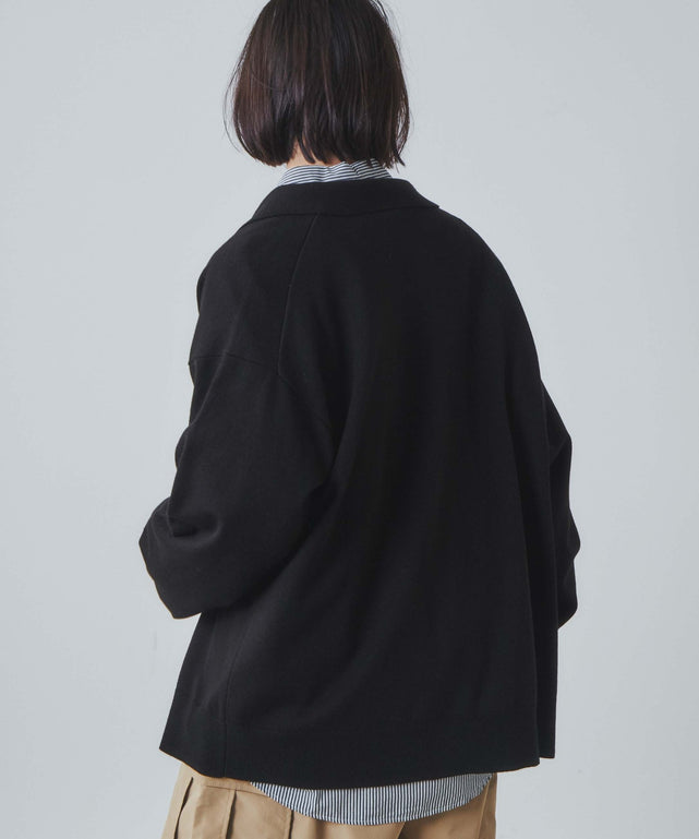 ブラック モデル：172cm L着用