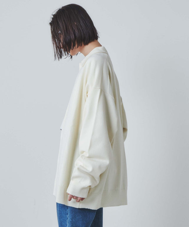 ホワイト モデル：172cm L着用