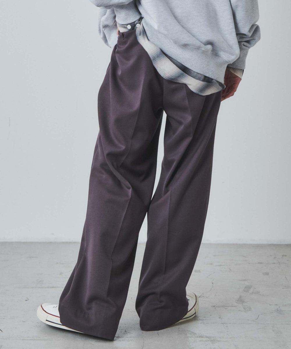 ブラックその他 モデル：172cm L着用