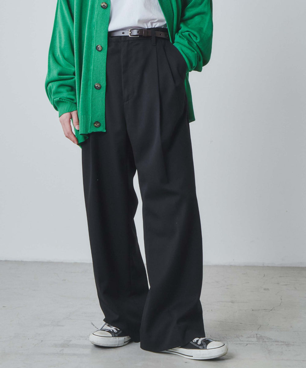 ブラック モデル：172cm L着用